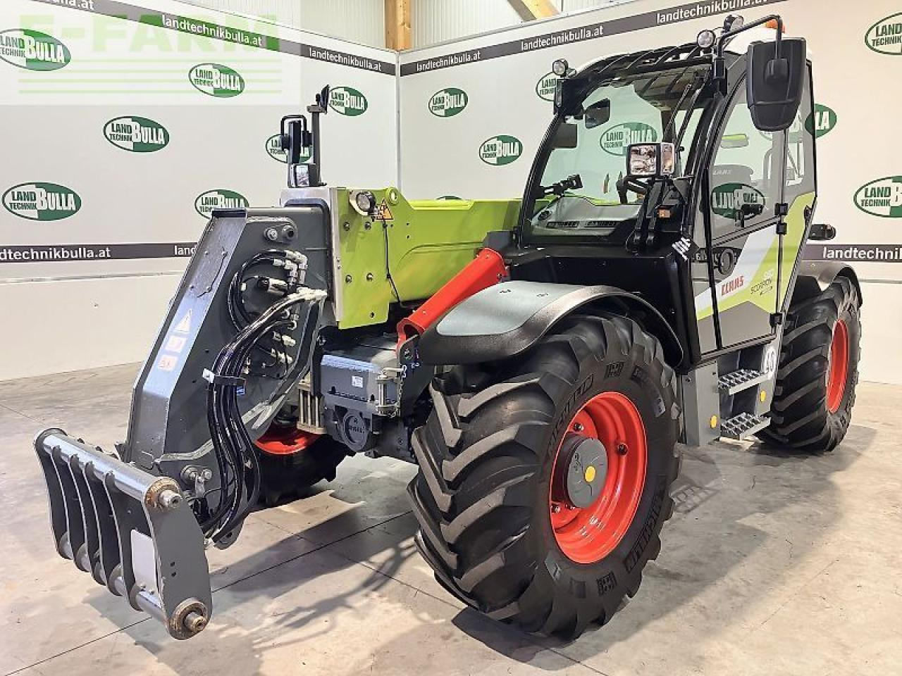 CLAAS scorpion 960 vari power plus - Manipulador telescópico: foto 1 CLAAS scorpion 960 vari power plus - Manipulador telescópico: foto 1