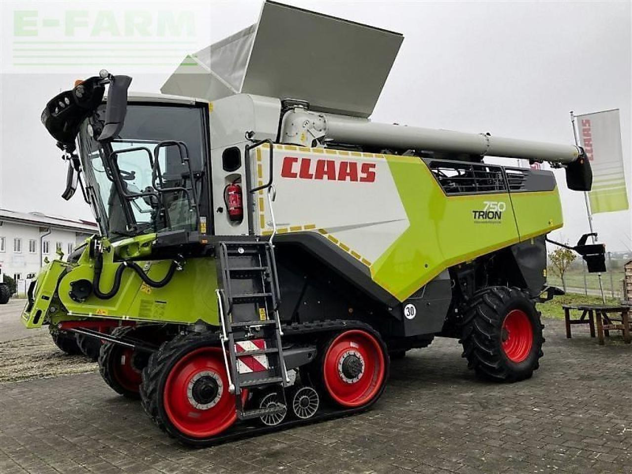 CLAAS trion 750 terra trac tt - Cosechadora de granos: foto 4 CLAAS trion 750 terra trac tt - Cosechadora de granos: foto 4