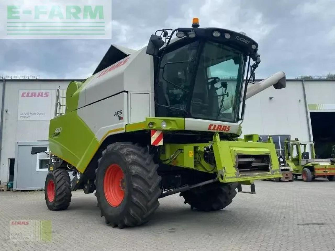 CLAAS tucano 420 m. vario 540 +tw - Cosechadora de granos: foto 1 CLAAS tucano 420 m. vario 540 +tw - Cosechadora de granos: foto 1
