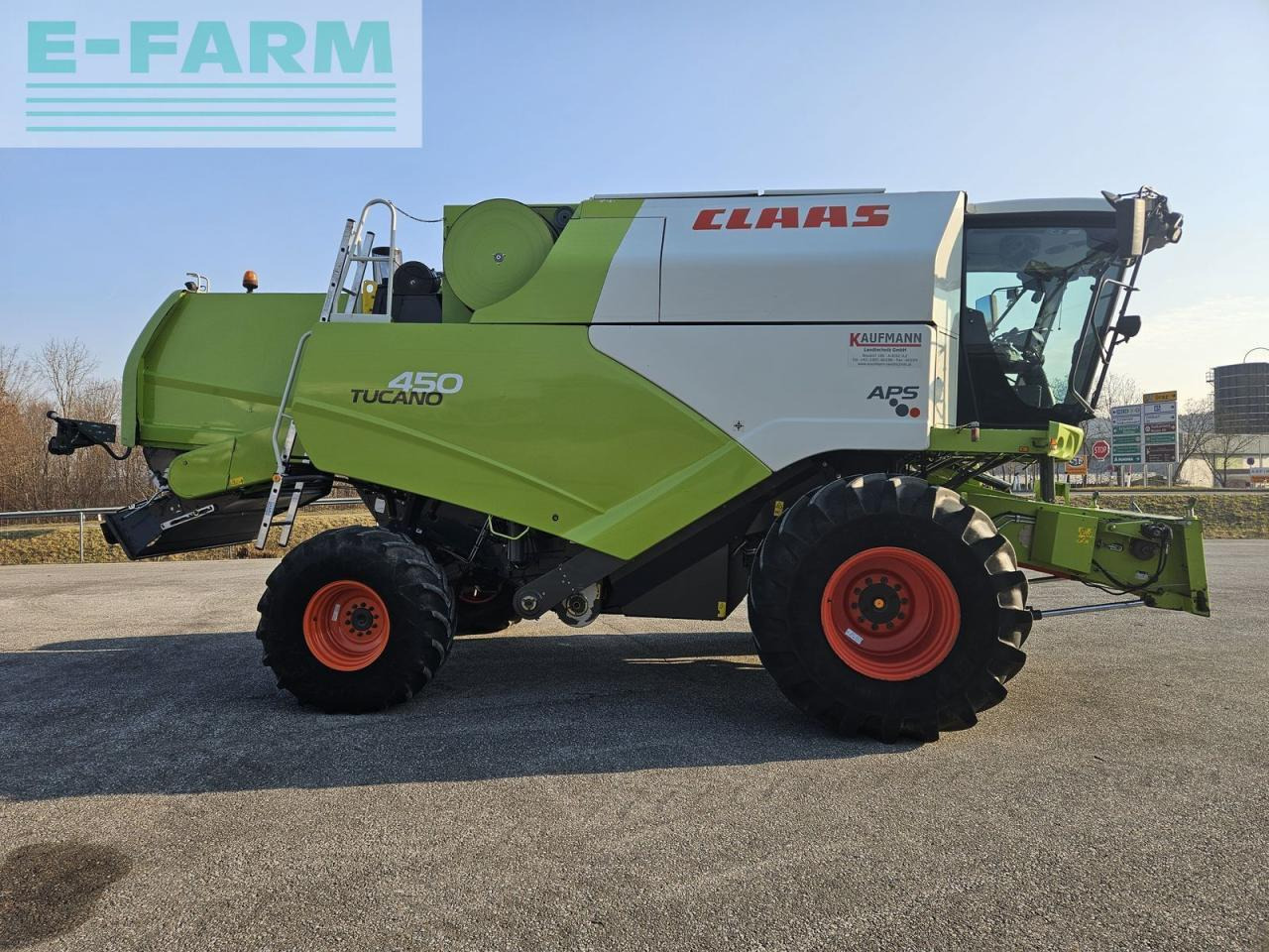 CLAAS tucano 450 - Cosechadora de granos: foto 4 CLAAS tucano 450 - Cosechadora de granos: foto 4