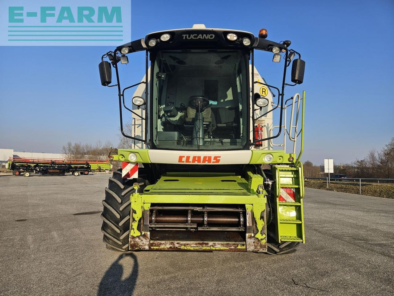 CLAAS tucano 450 - Cosechadora de granos: foto 2 CLAAS tucano 450 - Cosechadora de granos: foto 2