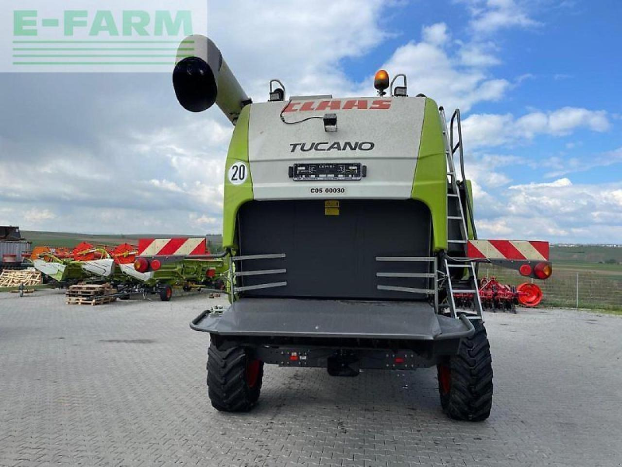 CLAAS tucano 450 - Cosechadora de granos: foto 5 CLAAS tucano 450 - Cosechadora de granos: foto 5