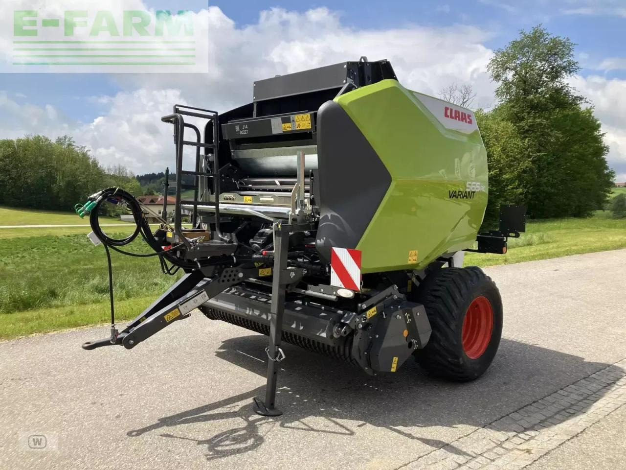 CLAAS variant 565 rc - Empacadora de pacas cuadradas: foto 2 CLAAS variant 565 rc - Empacadora de pacas cuadradas: foto 2
