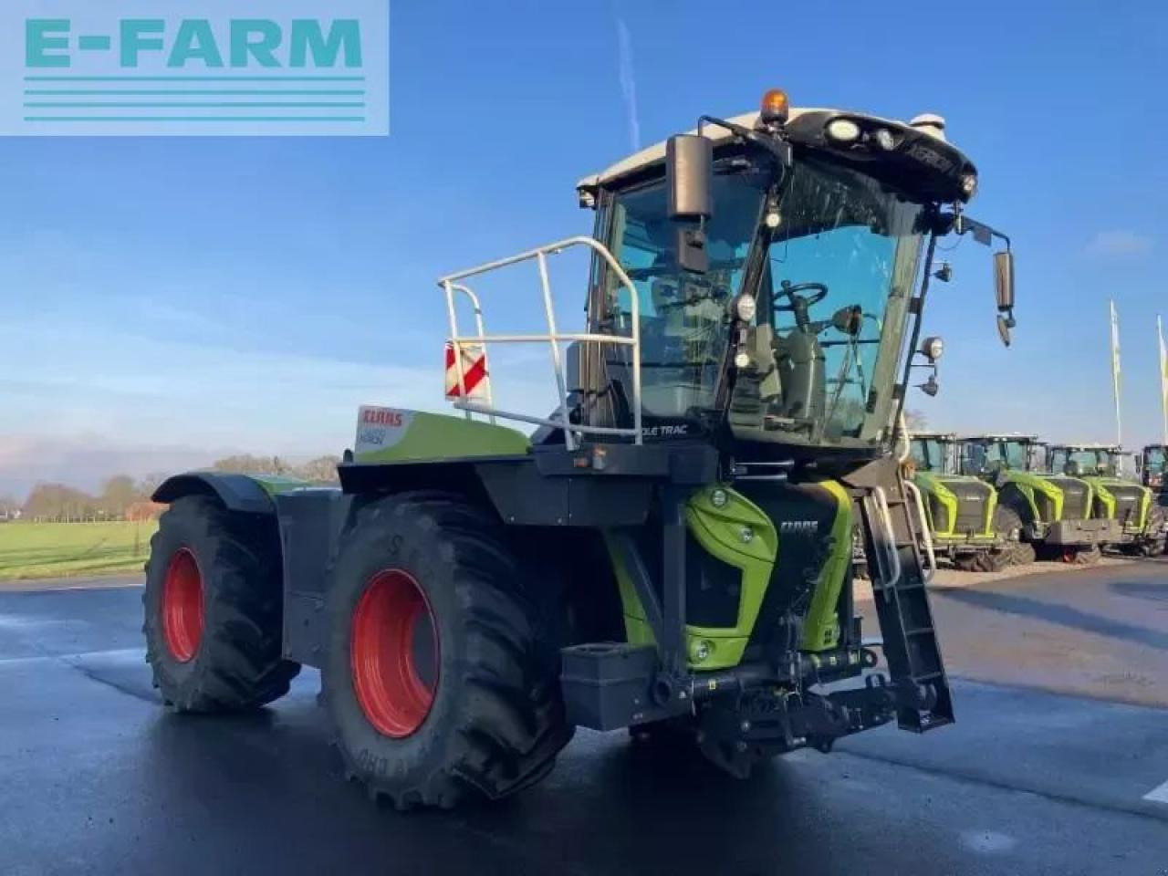 CLAAS xerion 4200 saddle trac SADDLE TRAC - Tractor: foto 3 CLAAS xerion 4200 saddle trac SADDLE TRAC - Tractor: foto 3