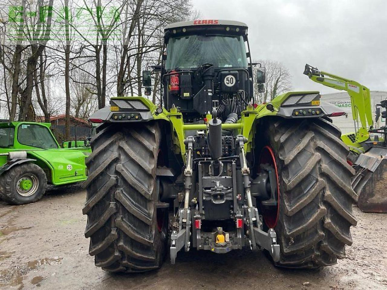 CLAAS xerion 4200 trac vc TRAC VC - Tractor: foto 3 CLAAS xerion 4200 trac vc TRAC VC - Tractor: foto 3