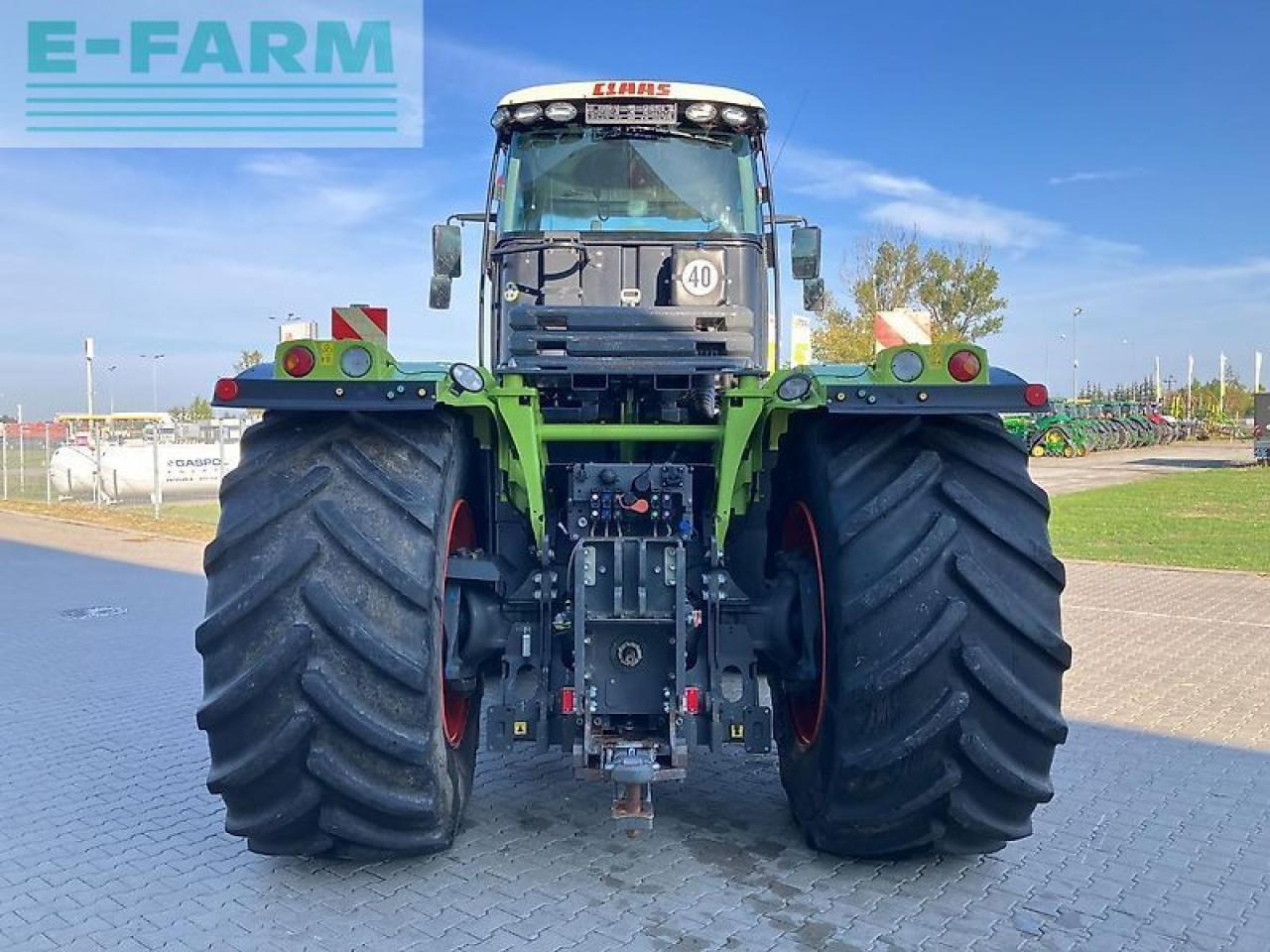 CLAAS xerion 5000 - Tractor: foto 4 CLAAS xerion 5000 - Tractor: foto 4