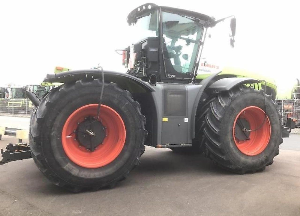 CLAAS xerion 5000 trac - Tractor: foto 4 CLAAS xerion 5000 trac - Tractor: foto 4