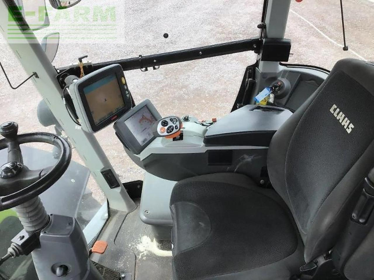 Tractor CLAAS xerion 5000 trac TRAC: foto 7