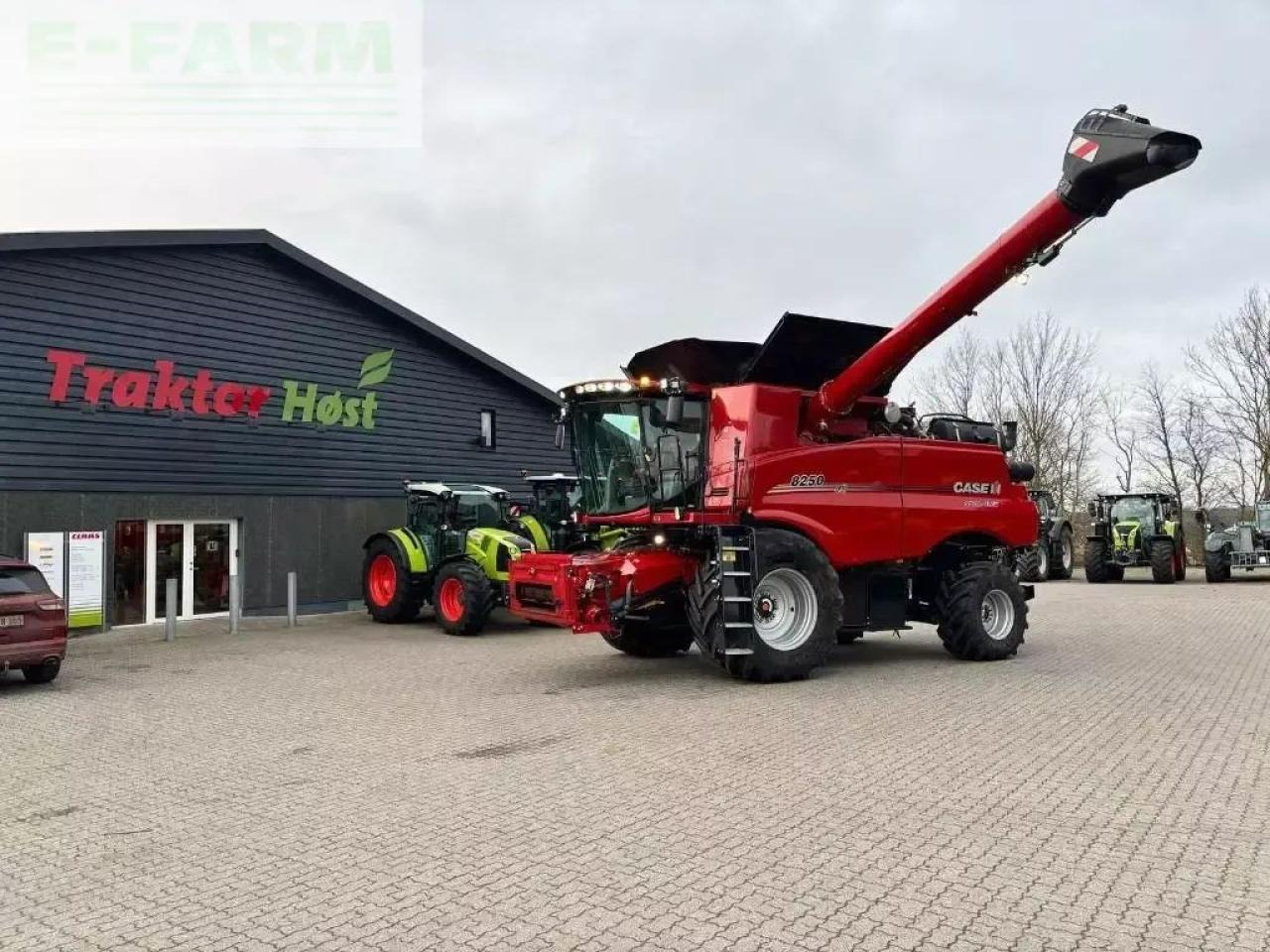 Case-IH axial flow 8250 - Cosechadora de granos: foto 1 Case-IH axial flow 8250 - Cosechadora de granos: foto 1