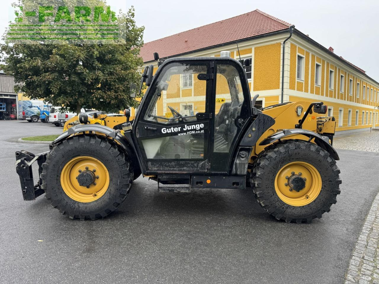 Caterpillar cat th407 - Manipulador telescópico: foto 1 Caterpillar cat th407 - Manipulador telescópico: foto 1