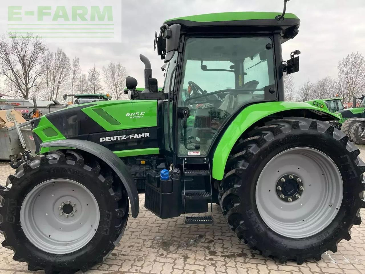Deutz-Fahr 6115c rv-shift - Tractor: foto 2 Deutz-Fahr 6115c rv-shift - Tractor: foto 2