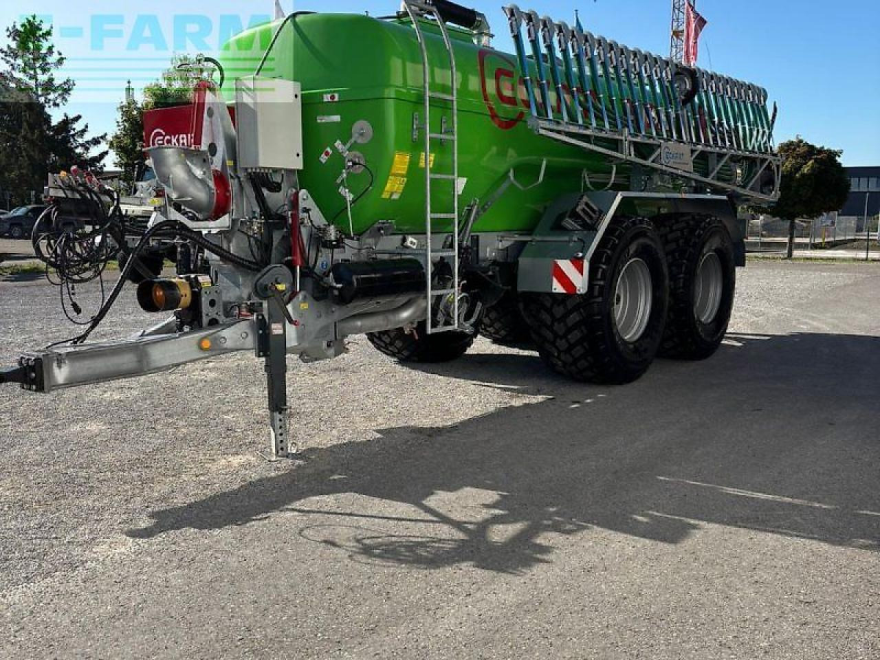 ECKART lupus 161+ - Maquinaria para fertilización: foto 1 ECKART lupus 161+ - Maquinaria para fertilización: foto 1