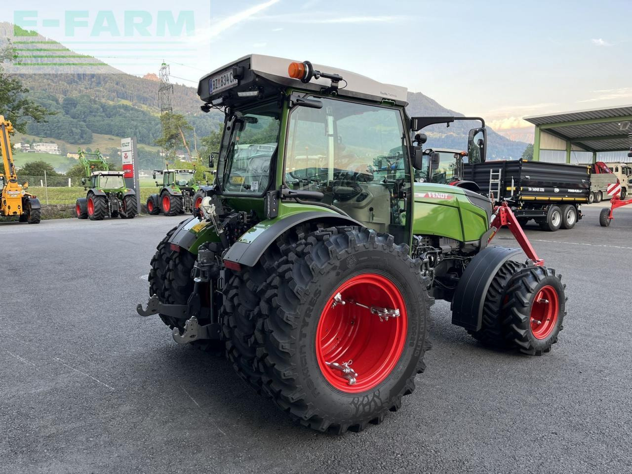 Fendt 211 p vario gen3 profi setting2 P - Tractor: foto 5 Fendt 211 p vario gen3 profi setting2 P - Tractor: foto 5