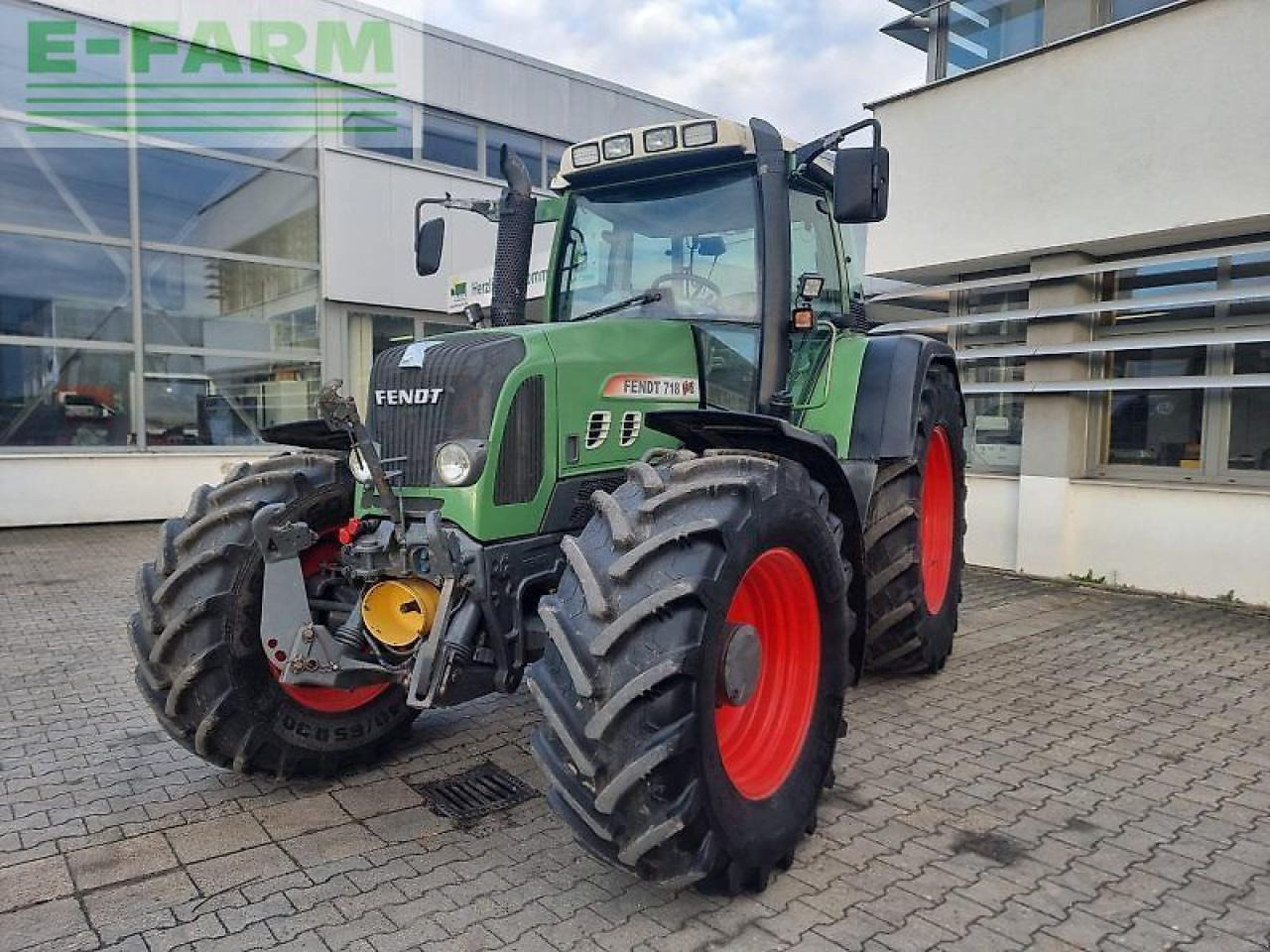 Fendt 718 vario comiii - Tractor: foto 1 Fendt 718 vario comiii - Tractor: foto 1