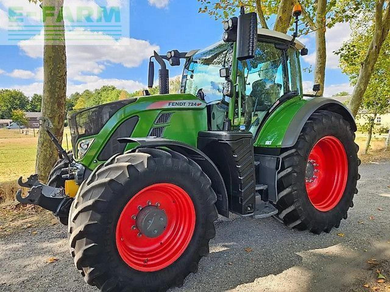 Fendt 724 s4 profi plus (718 720 722 ) - Tractor: foto 1 Fendt 724 s4 profi plus (718 720 722 ) - Tractor: foto 1
