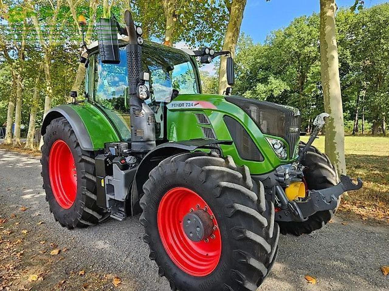 Fendt 724 s4 profi plus (718 720 722 ) - Tractor: foto 2 Fendt 724 s4 profi plus (718 720 722 ) - Tractor: foto 2