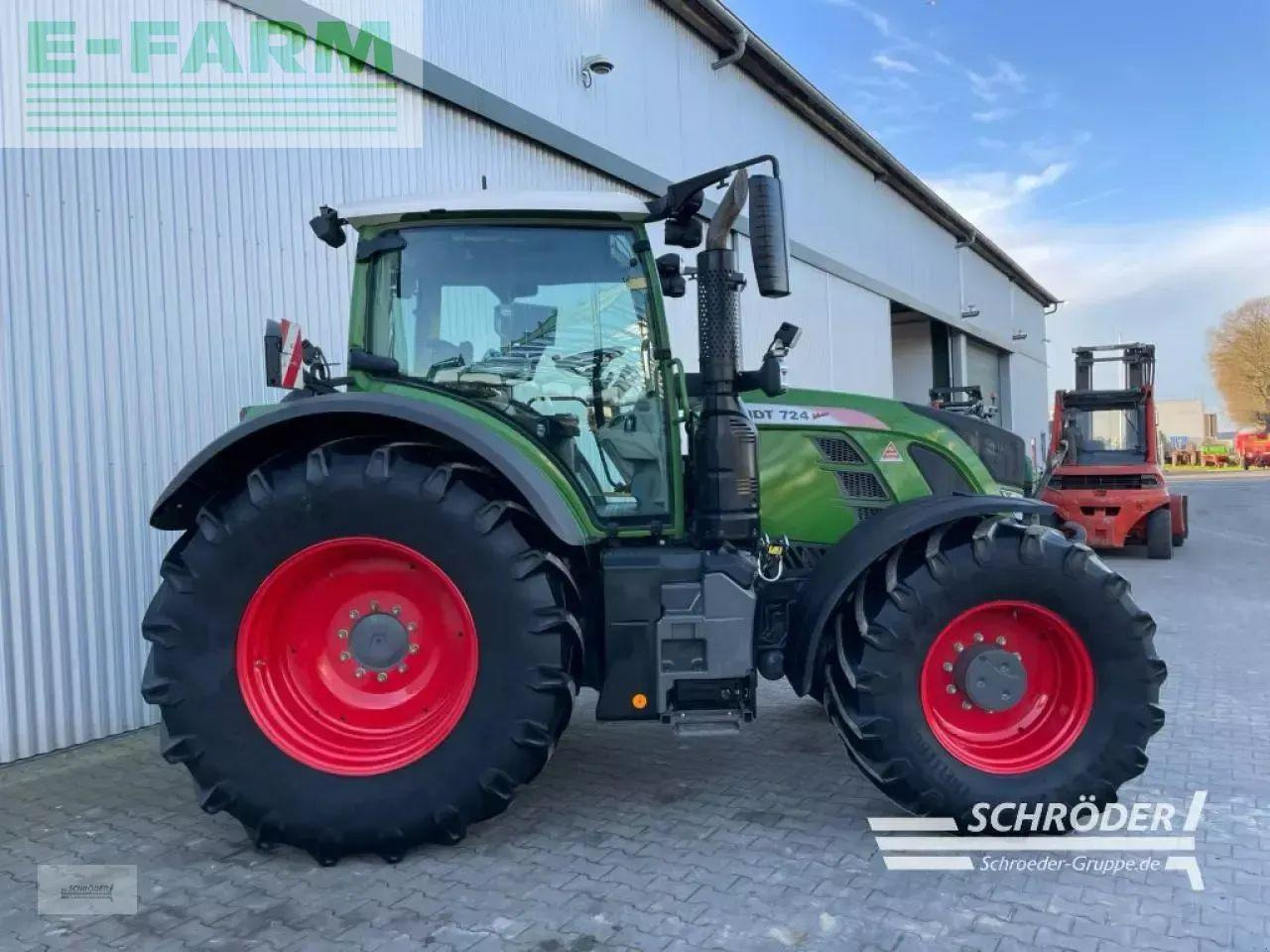 Fendt 724 s4 profi plus - Tractor: foto 2 Fendt 724 s4 profi plus - Tractor: foto 2