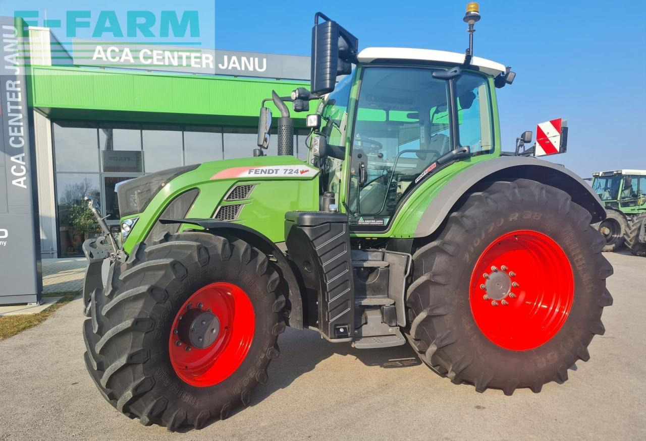 Fendt 724 vario - Tractor: foto 1 Fendt 724 vario - Tractor: foto 1