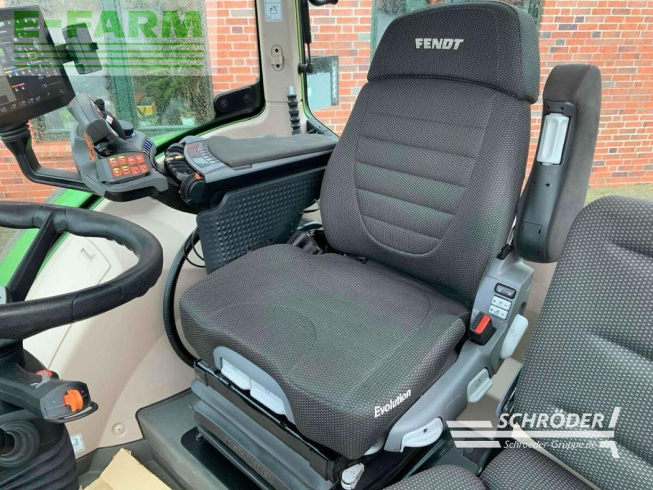 Tractor Fendt 724 vario gen6 profi plus: foto 7 Tractor Fendt 724 vario gen6 profi plus: foto 7