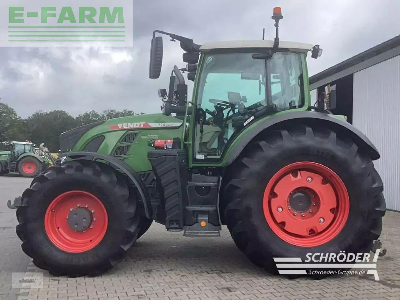 Fendt 724 vario gen6 profi plus ProfiPlus - Tractor: foto 3 Fendt 724 vario gen6 profi plus ProfiPlus - Tractor: foto 3
