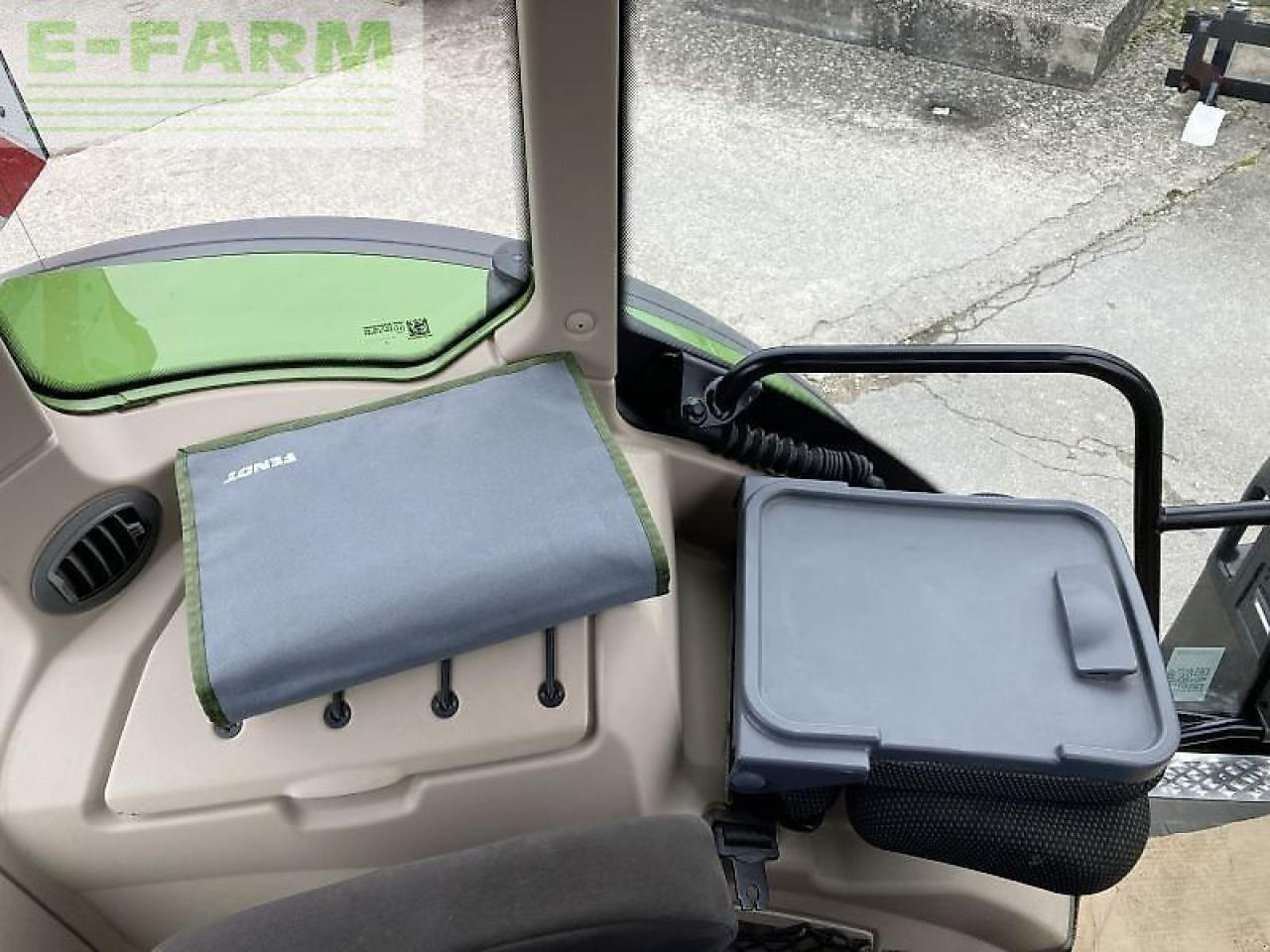 Tractor Fendt 724 vario gen7 profi plus ProfiPlus: foto 17 Tractor Fendt 724 vario gen7 profi plus ProfiPlus: foto 17