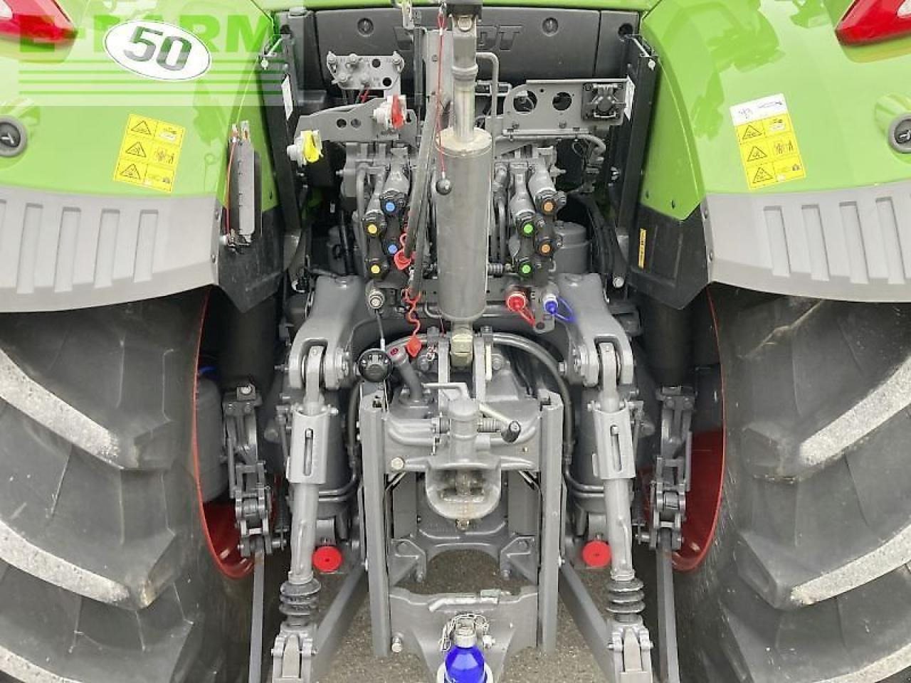 Tractor Fendt 724 vario gen7 profi plus ProfiPlus: foto 13 Tractor Fendt 724 vario gen7 profi plus ProfiPlus: foto 13