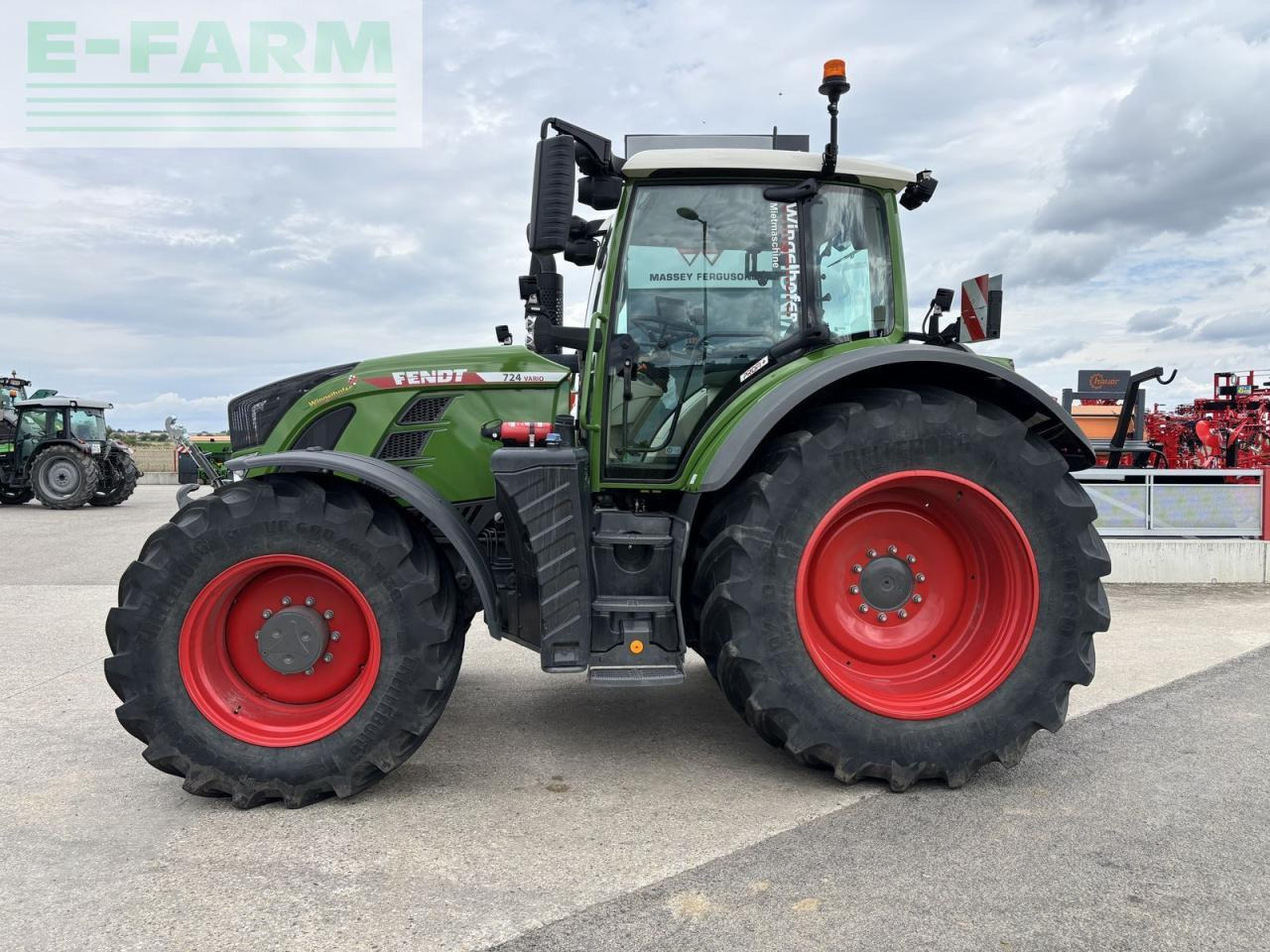 Fendt 724 vario profi+ ProfiPlus - Tractor: foto 3 Fendt 724 vario profi+ ProfiPlus - Tractor: foto 3
