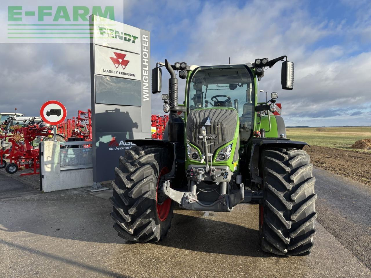 Fendt 724 vario profi+ ProfiPlus - Tractor: foto 1 Fendt 724 vario profi+ ProfiPlus - Tractor: foto 1