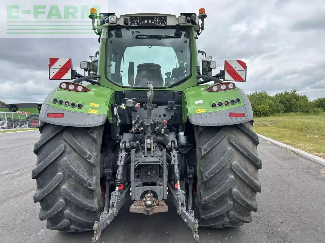 Fendt 724 vario s4 - Tractor: foto 3 Fendt 724 vario s4 - Tractor: foto 3