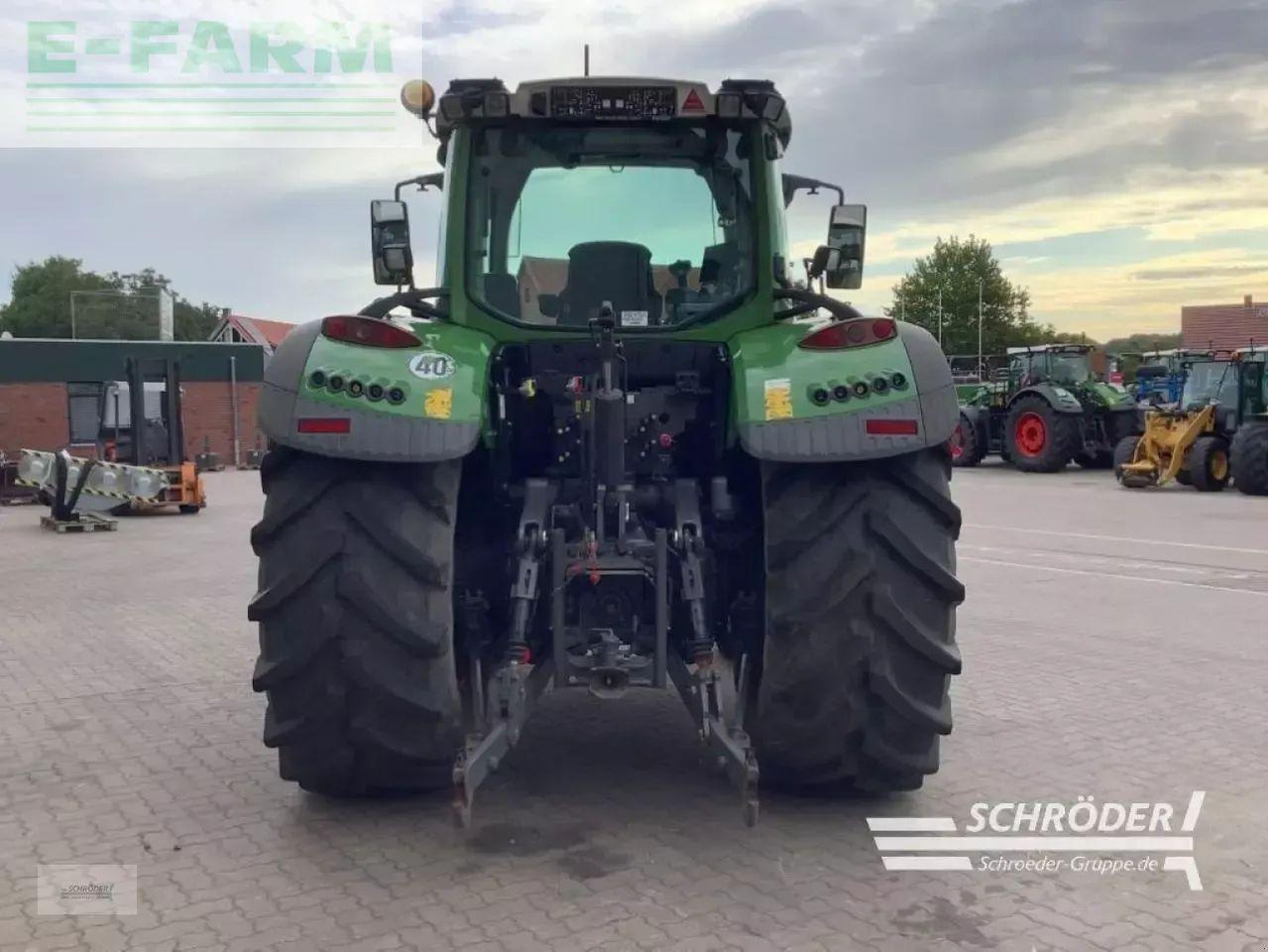 Fendt 724 vario s4 profi plus ProfiPlus - Tractor: foto 4 Fendt 724 vario s4 profi plus ProfiPlus - Tractor: foto 4