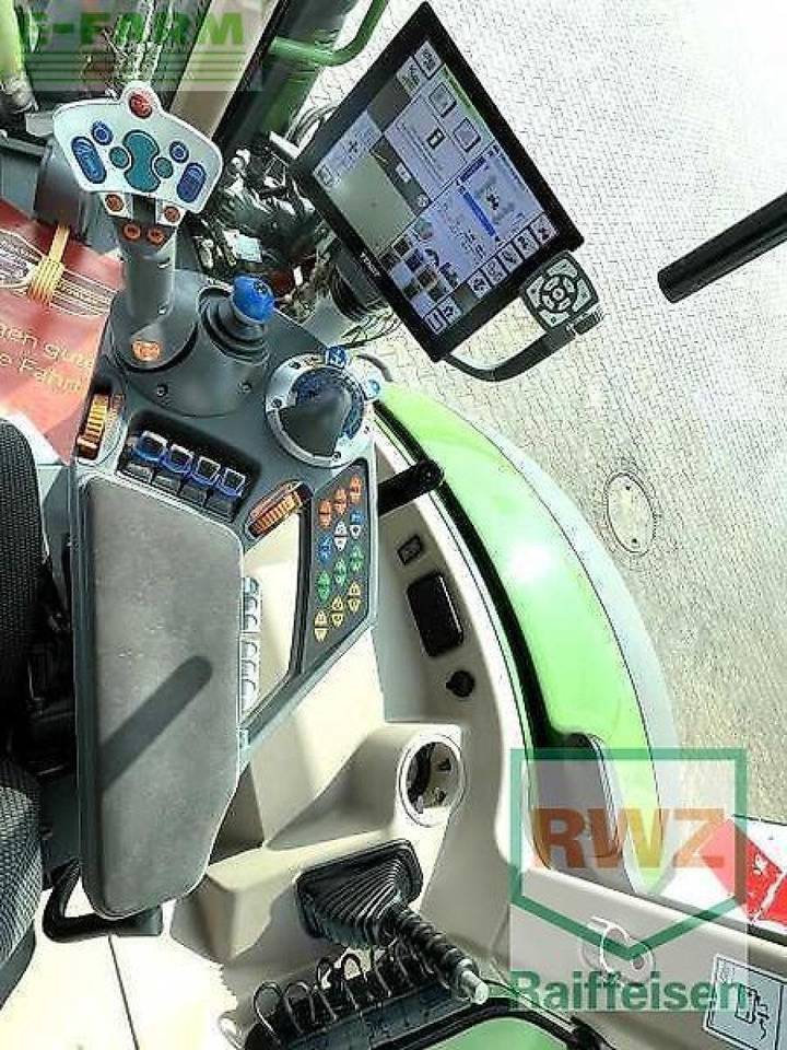 Tractor Fendt 724 vario s4 profi plus ProfiPlus: foto 10