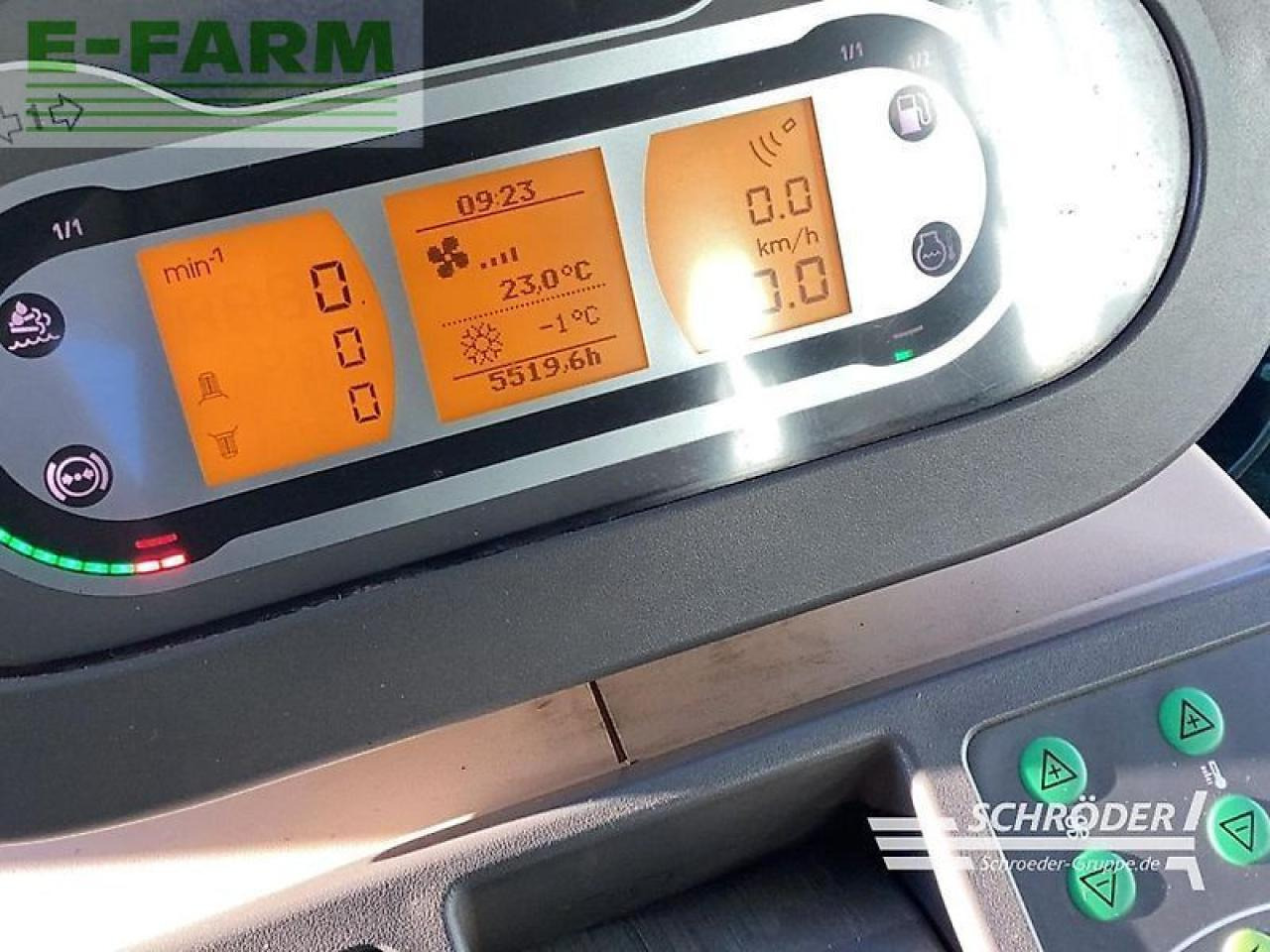Tractor Fendt 824 vario s4 profi plus ProfiPlus: foto 19