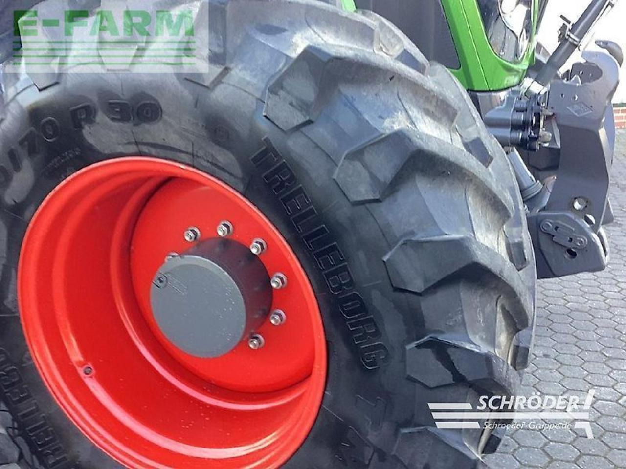Fendt 824 vario s4 profi plus ProfiPlus - Tractor: foto 4 Fendt 824 vario s4 profi plus ProfiPlus - Tractor: foto 4