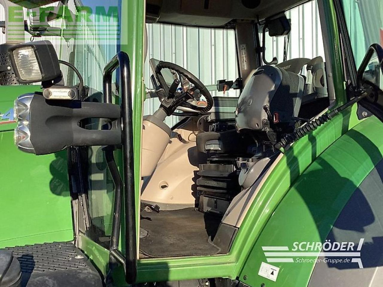 Tractor Fendt 824 vario s4 profi plus ProfiPlus: foto 15