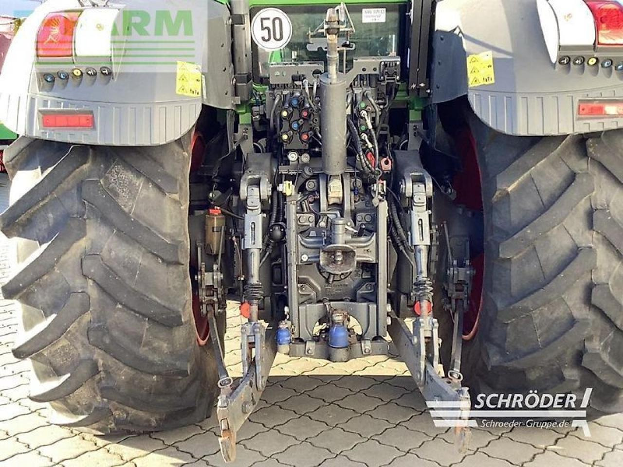 Tractor Fendt 824 vario s4 profi plus ProfiPlus: foto 7