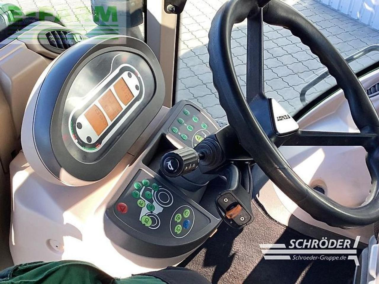 Tractor Fendt 824 vario s4 profi plus ProfiPlus: foto 18