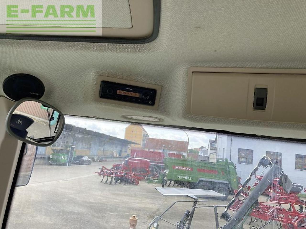Tractor Fendt 824 vario s4 profi plus ProfiPlus: foto 16