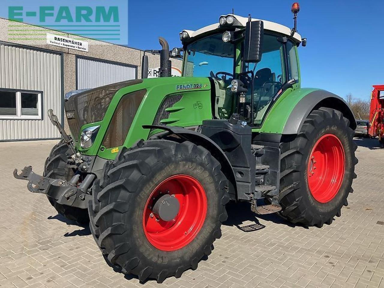 Fendt 828 s4 profi+ - Tractor: foto 2 Fendt 828 s4 profi+ - Tractor: foto 2