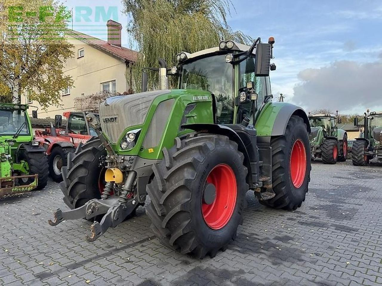 Fendt 828 vario profi+ plus nature green / wom / gps navi rtk trimble / tms ProfiPlus - Tractor: foto 1 Fendt 828 vario profi+ plus nature green / wom / gps navi rtk trimble / tms ProfiPlus - Tractor: foto 1