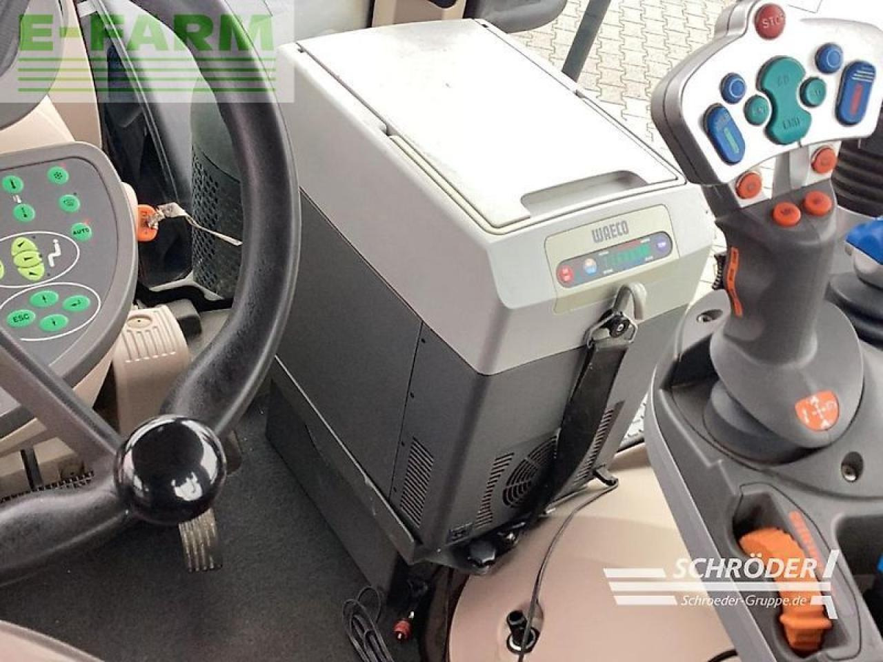 Tractor Fendt 828 vario s4 profi plus ProfiPlus: foto 16