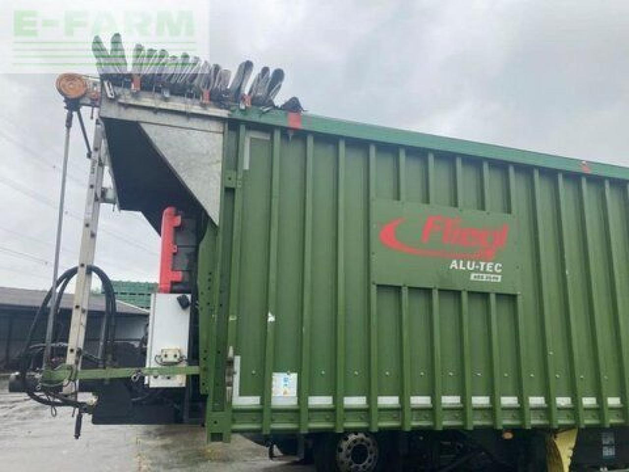 Fliegl abschiebesattelauflieger 3108 - Remolque volquete agrícola: foto 4 Fliegl abschiebesattelauflieger 3108 - Remolque volquete agrícola: foto 4