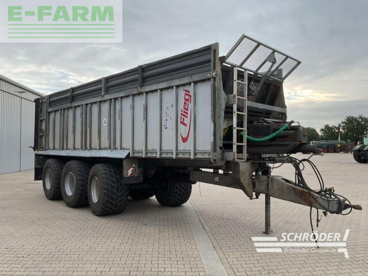Fliegl asw 288 - Remolque volquete agrícola: foto 2 Fliegl asw 288 - Remolque volquete agrícola: foto 2
