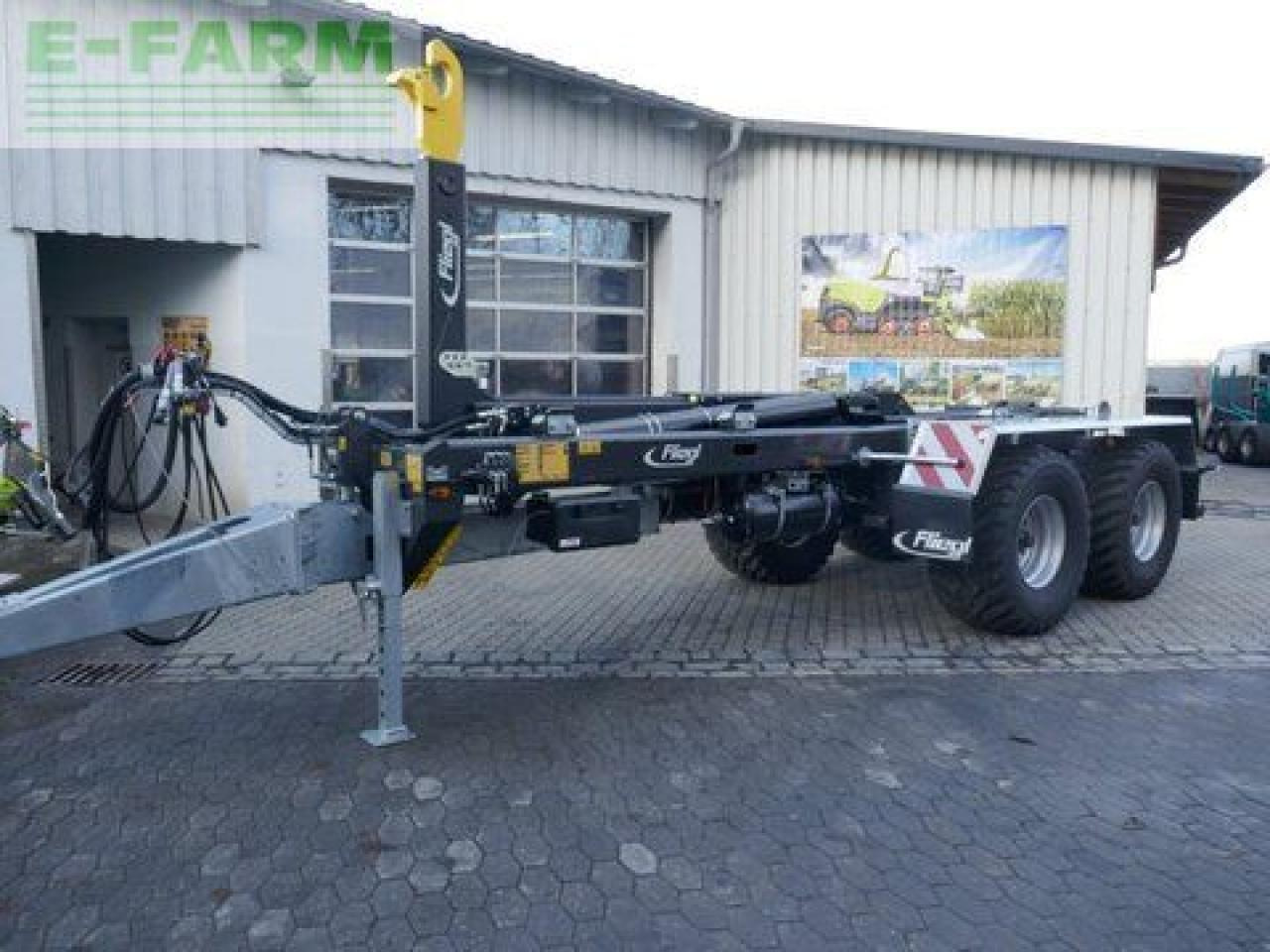 Fliegl hkl 22 - tandem abrollkipper - abgelagert! - Remolque multilift/ Portacontenedores de cadenas: foto 1 Fliegl hkl 22 - tandem abrollkipper - abgelagert! - Remolque multilift/ Portacontenedores de cadenas: foto 1