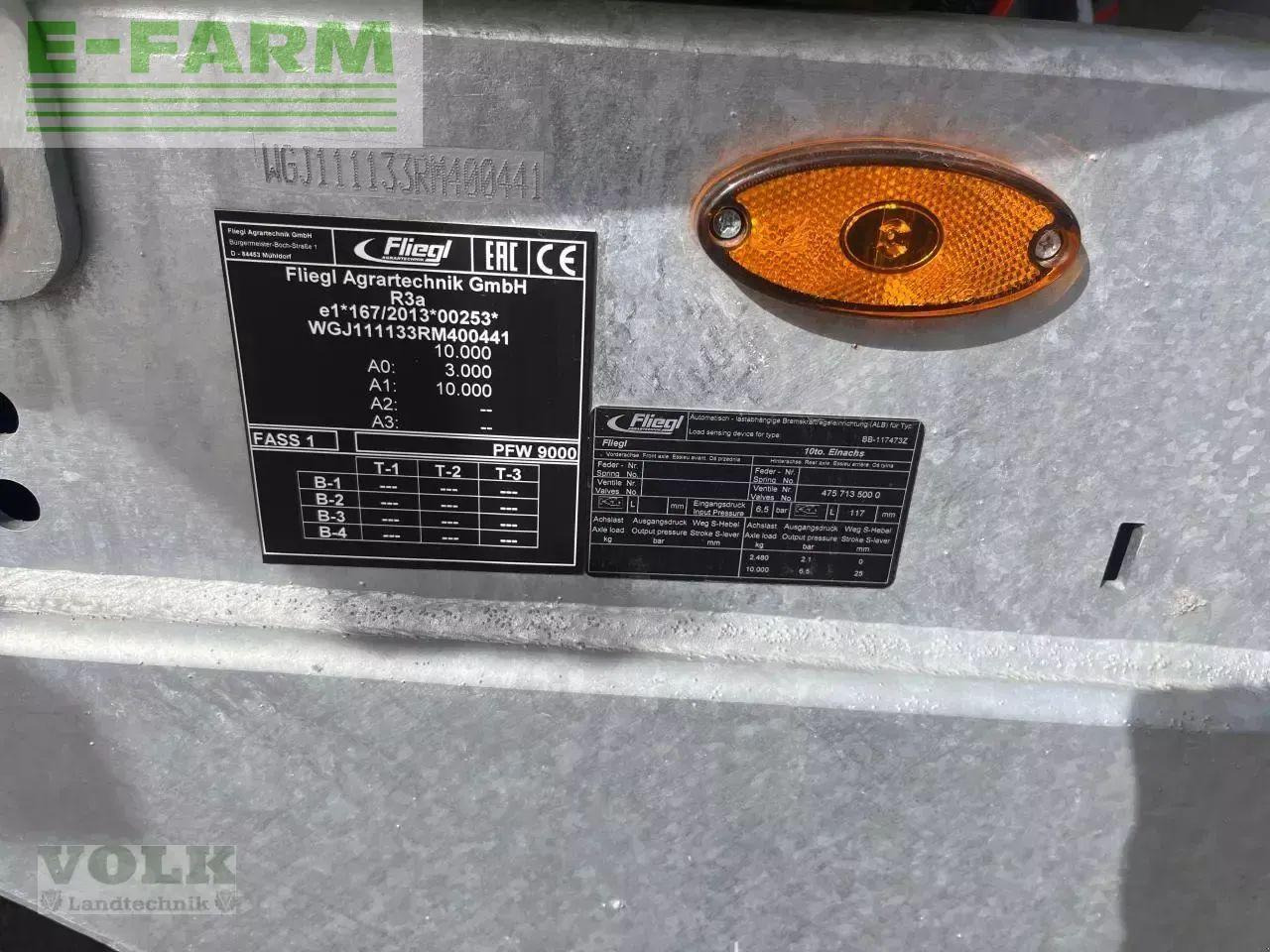 Fliegl pfw 9000 poly line einachs - Pulverizador autopropulsado: foto 3 Fliegl pfw 9000 poly line einachs - Pulverizador autopropulsado: foto 3