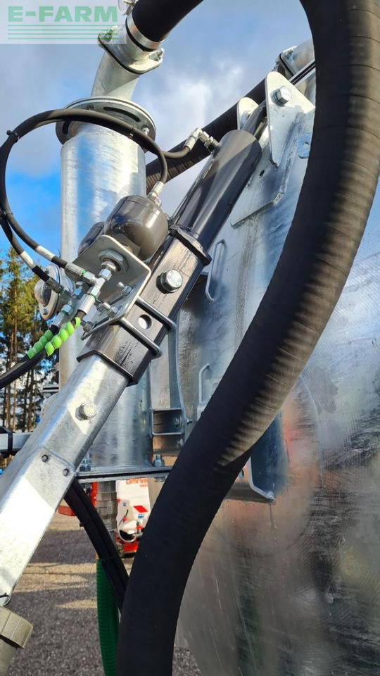 Fliegl vfm 10600 tandem - Cuba de purín: foto 4 Fliegl vfm 10600 tandem - Cuba de purín: foto 4