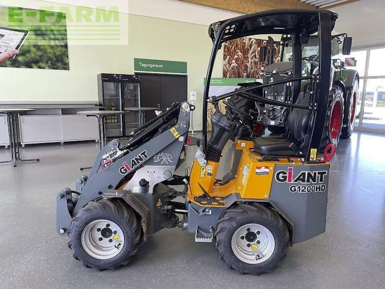 Giant g1200 hd - Miniexcavadora: foto 4 Giant g1200 hd - Miniexcavadora: foto 4