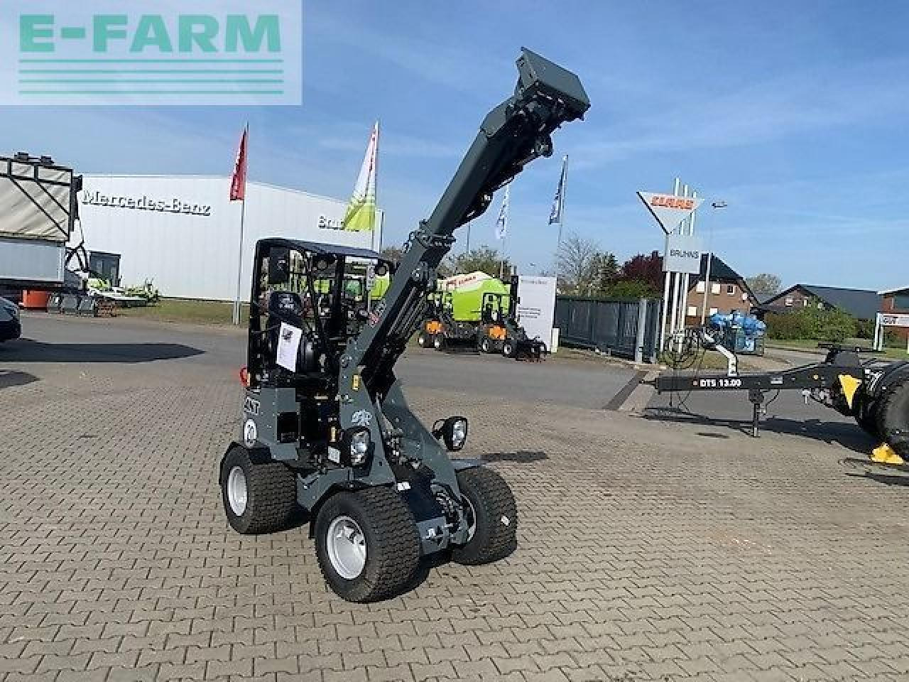 Giant g1200 tele - Miniexcavadora: foto 4 Giant g1200 tele - Miniexcavadora: foto 4