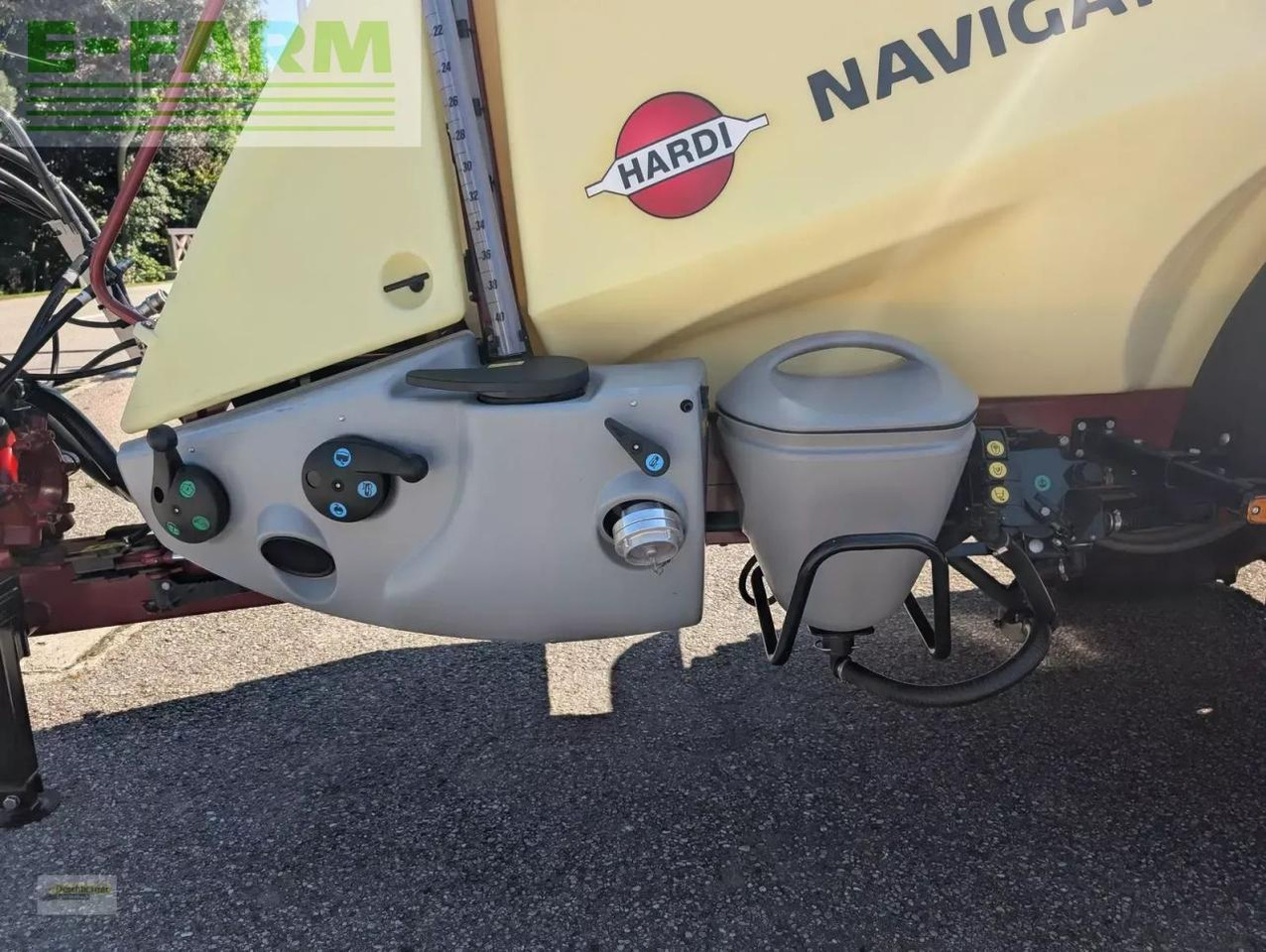 Pulverizador arrastrado Hardi navigator 4000 - vpz 21m: foto 8 Pulverizador arrastrado Hardi navigator 4000 - vpz 21m: foto 8