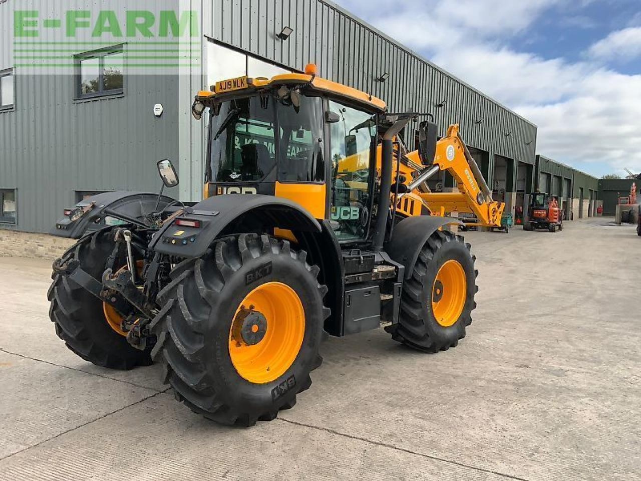 Tractor JCB 4220 fastrac tractor (st24632): foto 8 Tractor JCB 4220 fastrac tractor (st24632): foto 8