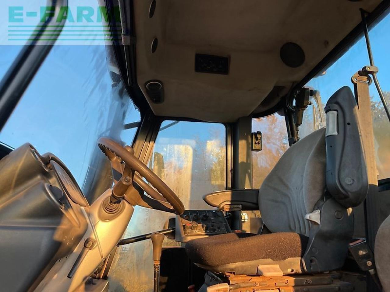 Tractor JCB fastrac 3200: foto 17